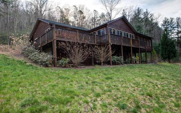 Bear Bottom Cabin