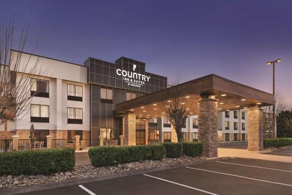 Country Inn & Suites by Radisson Sevierville-Kodak TN