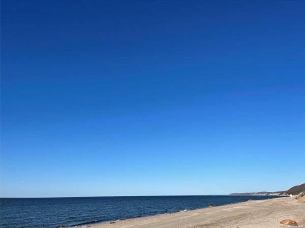 Lovely Beachfront home Mattituck Southold North Fork Farms Beac