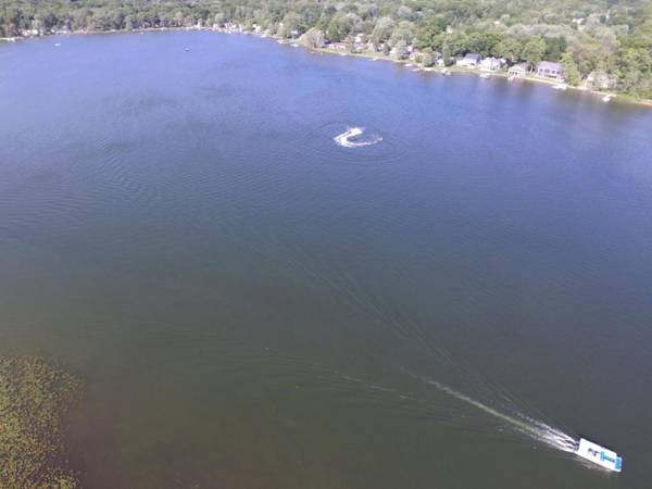 Lakefront cottage dock kayaks swimspa firepit!