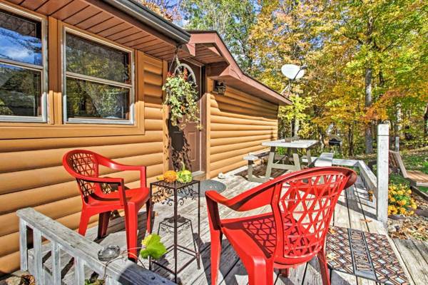 Cozy Retreat with Fire Pit Less Than 1 Mi to Mille Lacs Lake