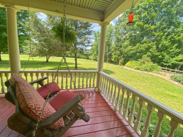 Spring Creek Farmhouse