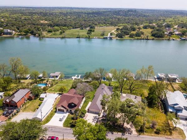 Ladybird Lakehouse on Lake LBJ