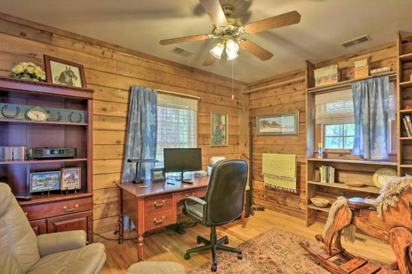 Workspace - Family Retreat with Deck Near Appalachian Trail!