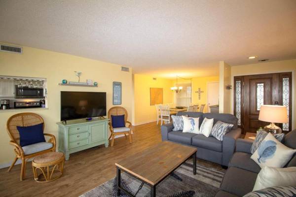 143 John Fripp Villa - Three Bedroom Villa