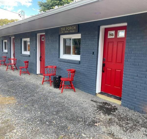Murphys Law Inn 4