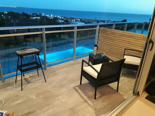 Edificio "Bahia" Punta Ballena.