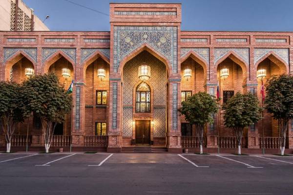 Ichan Qal'a Premium Class Hotel