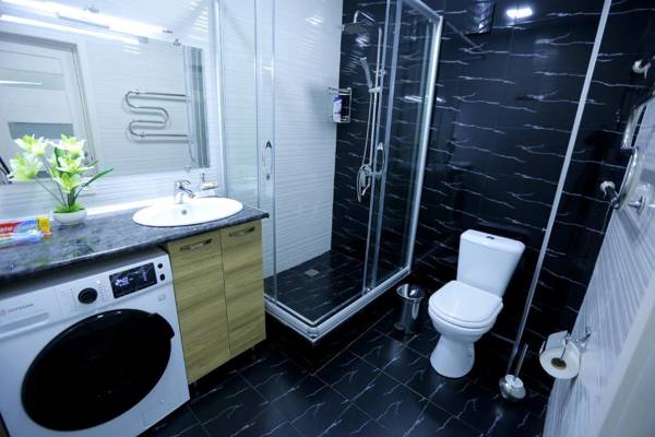 Newly Renovated Studio Apartment in Downtown Center 5