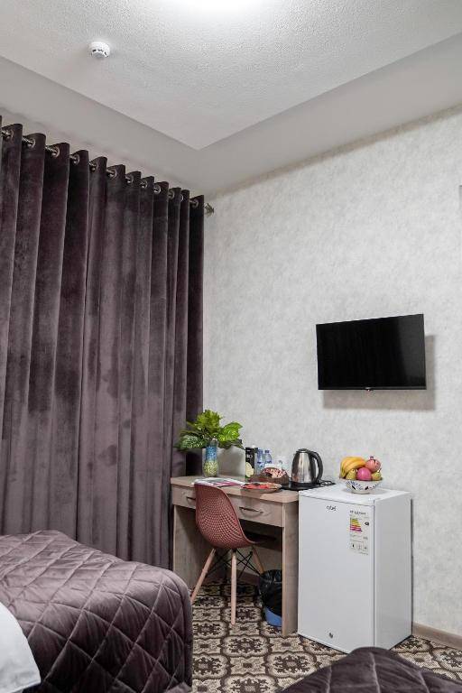 Level Hotel