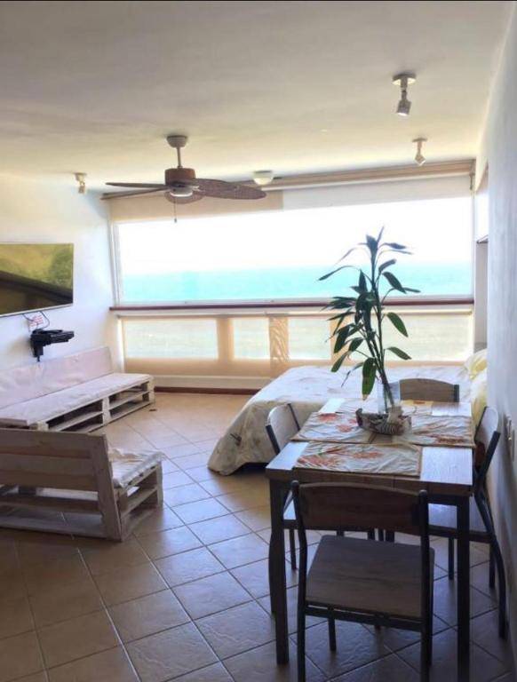 Apartamento con vista al mar