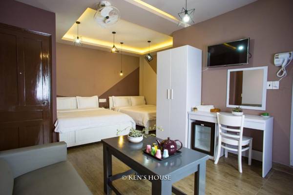 Ken's Backpackers Hotel