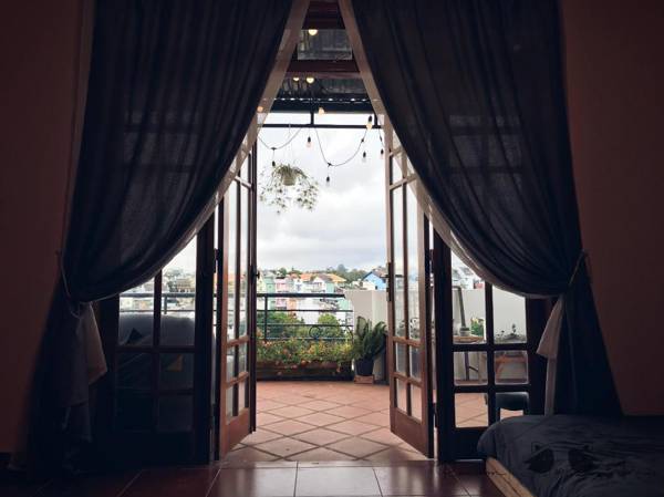 Raccoon & Paws Homestay Dalat