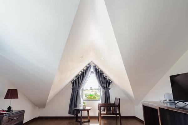 Đà Lạt Mega Sky Hotel