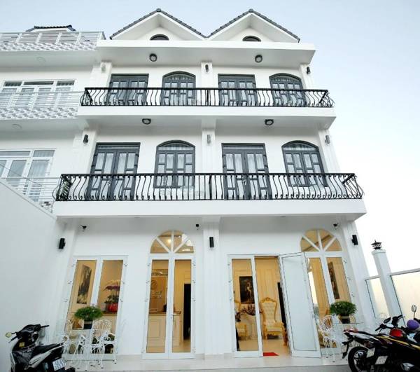 Dalat Maya Hotel