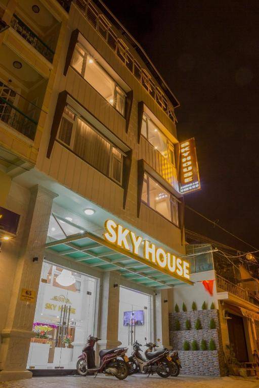 Sky Hotel - DaLat