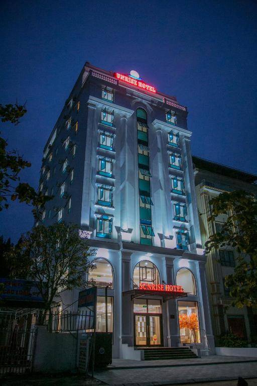 Sunrise Hải Tiến