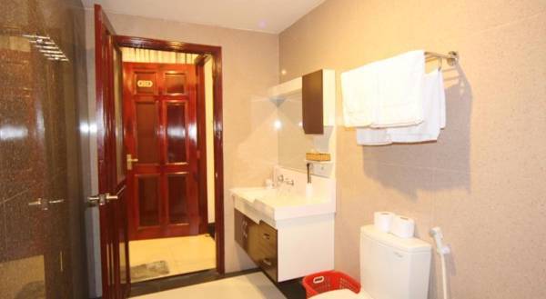 Omega Da Nang Beach Hotel