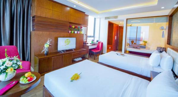 Le Hoang Beach Hotel Danang