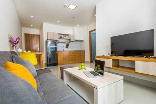 HB+ Hotel & Apartment