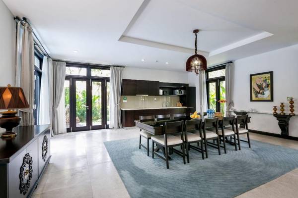 Tropical Villas Beach - 3 Bedrooms Deluxe View