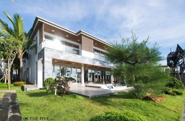 The Five Villa 5 Bedrooms Beachfront - K2