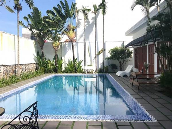 POOL VILLA 4 Bedrooms near My Khe beach