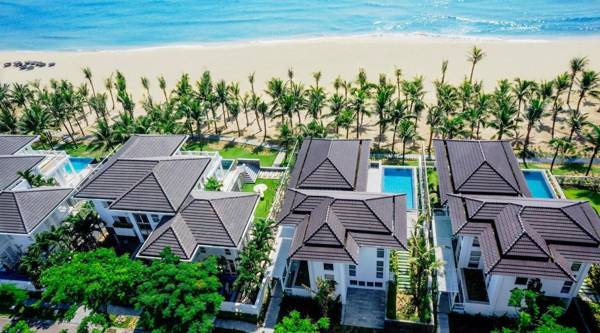 Premier Village Resort  4 Bedrooms Ocean Access
