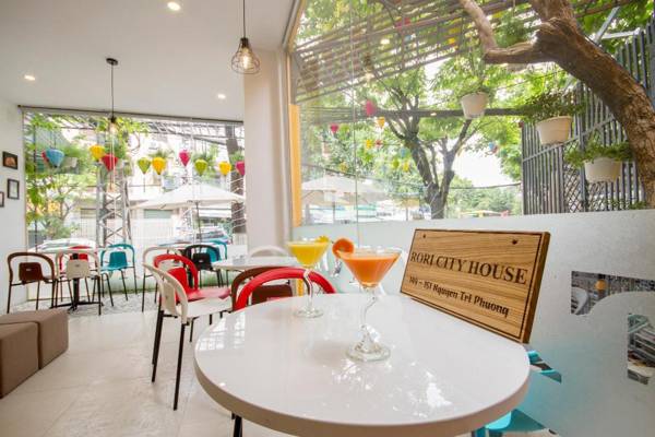 Garden2-RORI CITY HOUSE CENTER City 10' to Beach