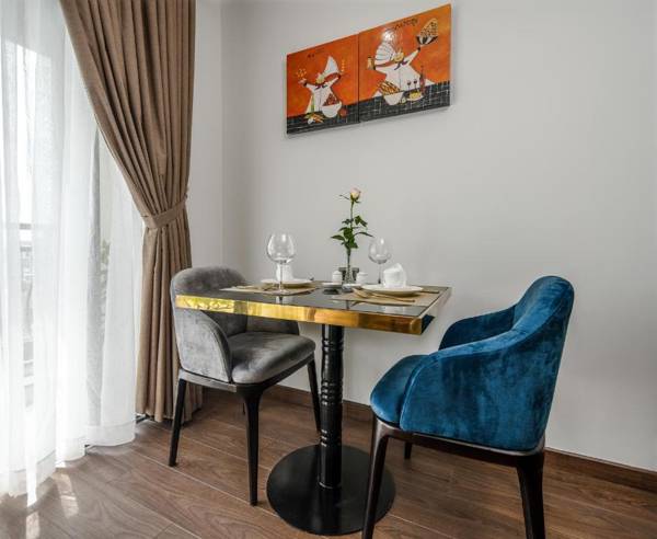 Sharon Hotel and Apartment