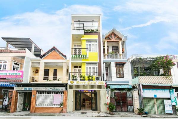 OYO 658 Euro Gold House And Coffee