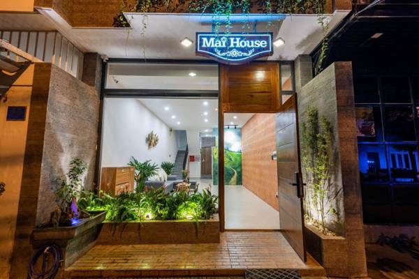 Mai House