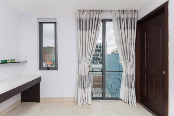 BeachSide Apartment & Hotel