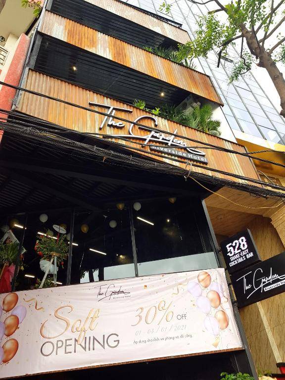 The Garden Riverside Hotel