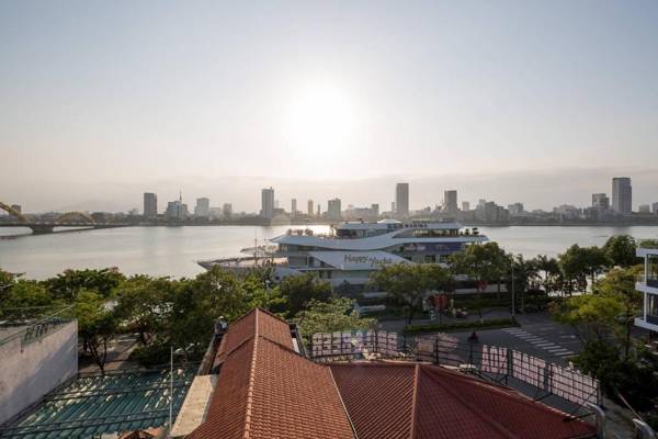 Marinas Penthouse Close to beaches