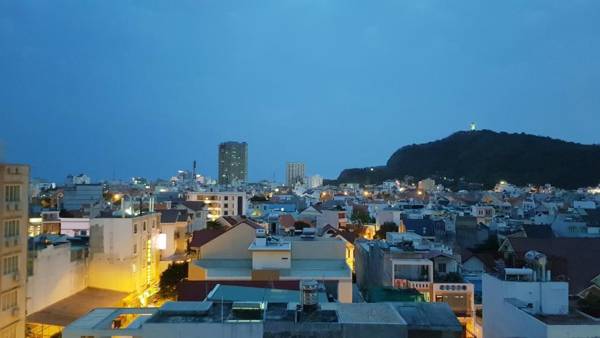 Queen Garden Hotel & Apartment