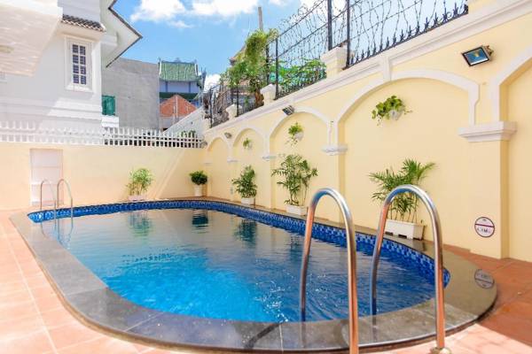 Ruby Villa 11 Big Family