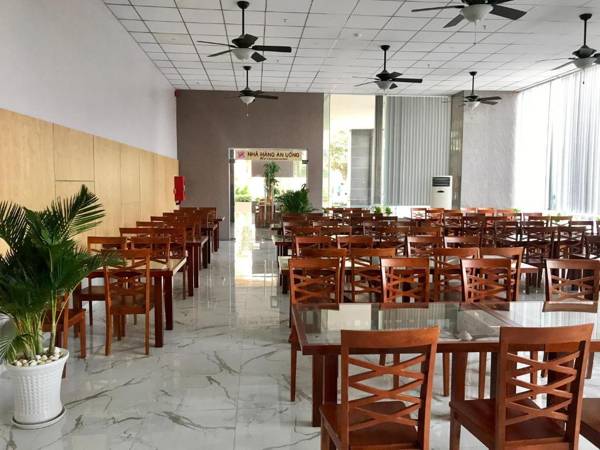 Premium Beach Condotel 3