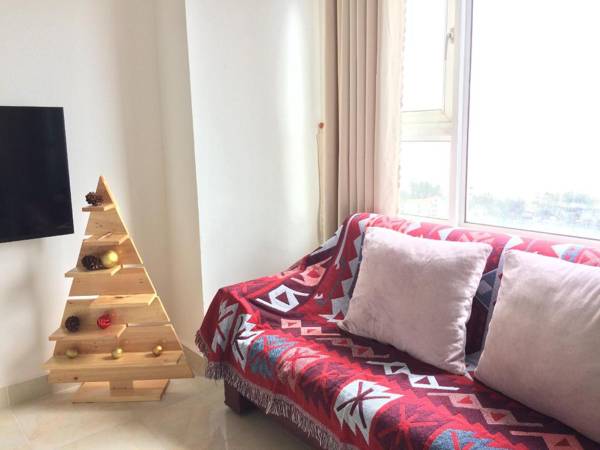 Lablue - Deep in Seaview  from Top level 