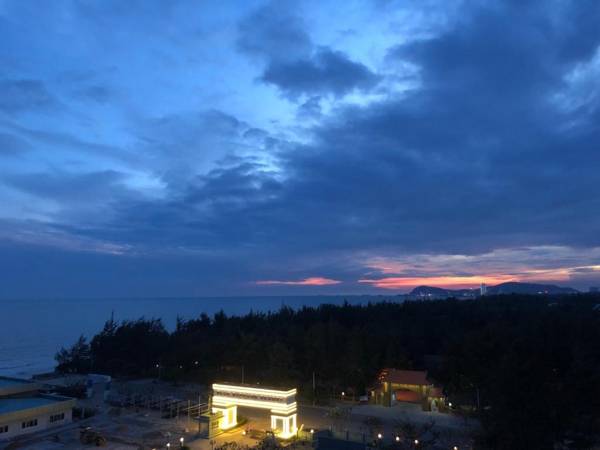 Aria Resort Relax by sea Hồ bơi và bãi tắm riêng miễn phí đi bộ 30m ra biển