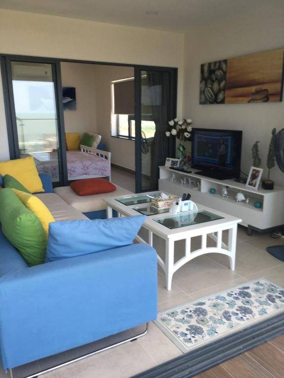 Aria Resort- Căn hộ nghỉ dưỡng hướng biển có hồ bơi sát cạnh bãi tắm riêng miễn phí