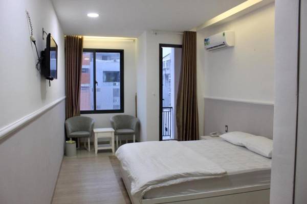 RedDoorz Khanh Linh Hotel