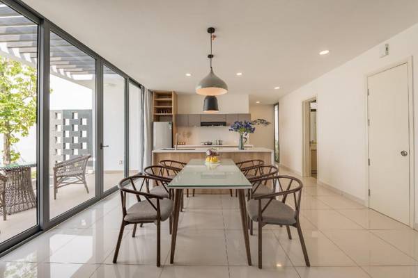 Quan's Villa 2 @ Oceanami Villas & Beach Club