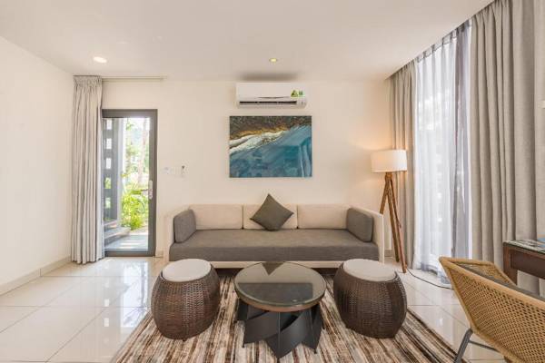 Quan's Villa 2 @ Oceanami Villas & Beach Club