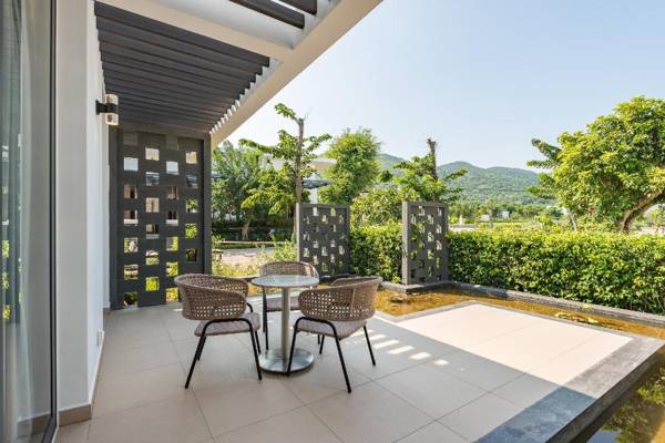 Quan's Villa 3 @ Oceanami Villas