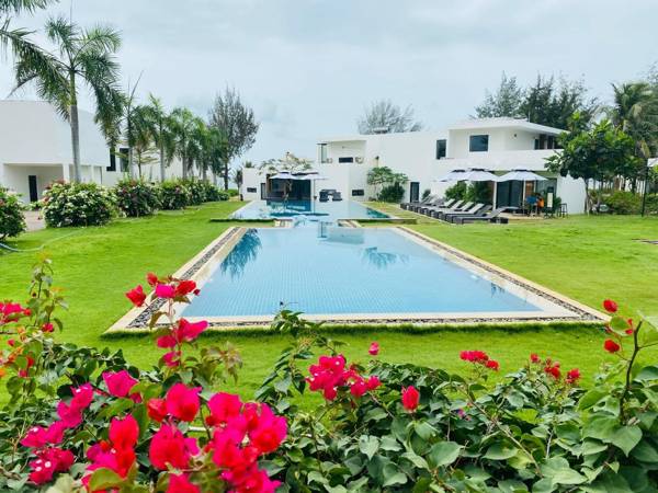 Saint Simeon Resort Villa 126