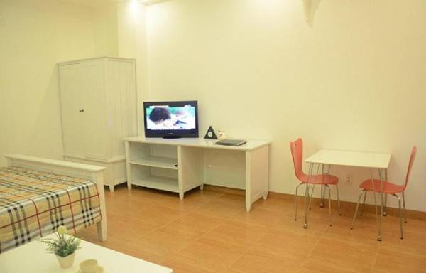 Smiley Apartment 3