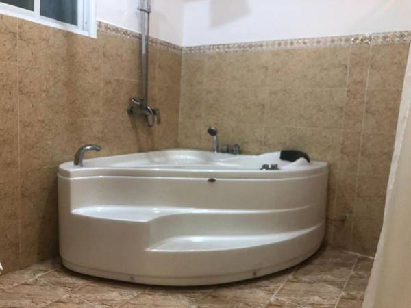 Thien Ha Hotel & Apartment