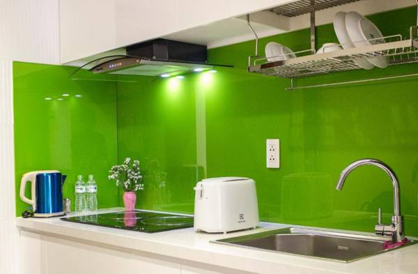 Sunny Serviced Apartment