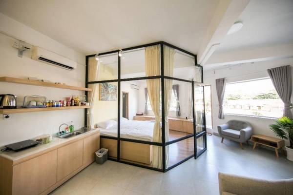 75sqm 2BR APT with BALCONY in Ben Thanh